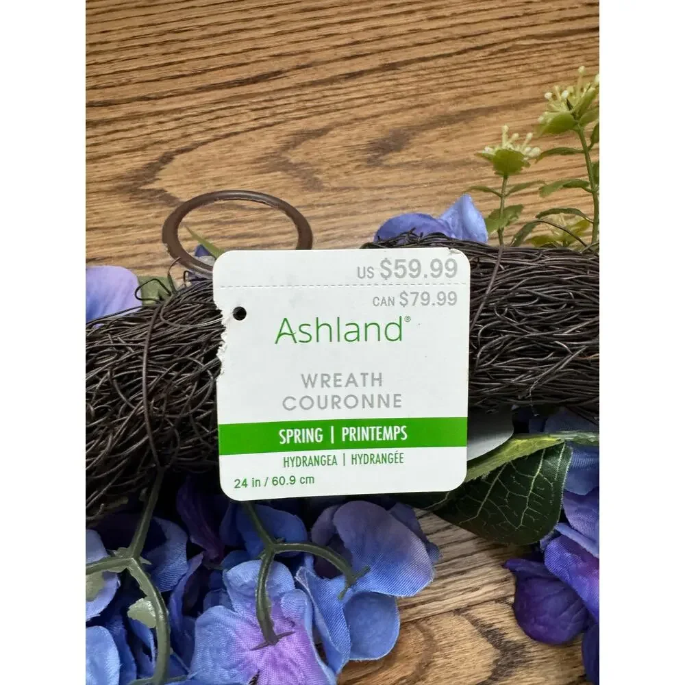 ASHLAND NWT Hydrangea Door Wreath